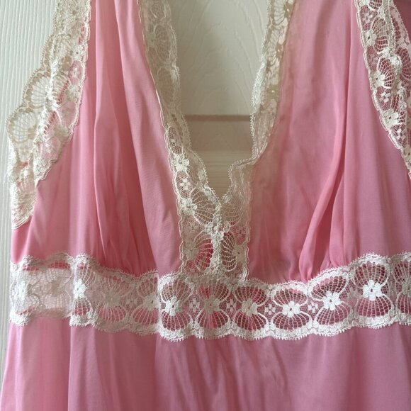 Vanity Fair Pink Ruffle Robe Nightgown Peignoir Lace Sheer Barbie USA Vintage - Picture 11 of 15